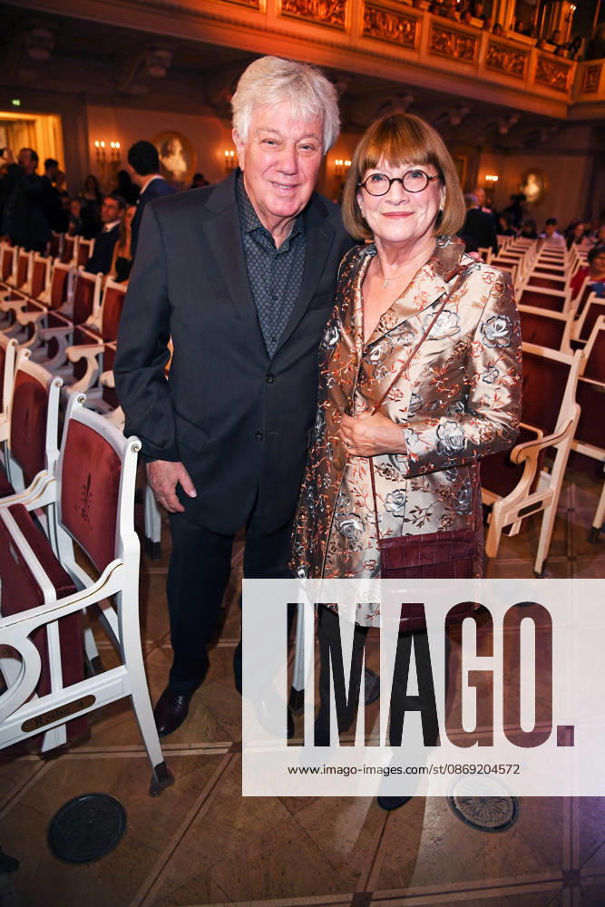 Rolf Zuckowski with his wife Monika Zuckowski at OPUS KLASSIK 2026 at the Konzerthaus am Gendarmenmarkt in Berlin on October 11, 2026
