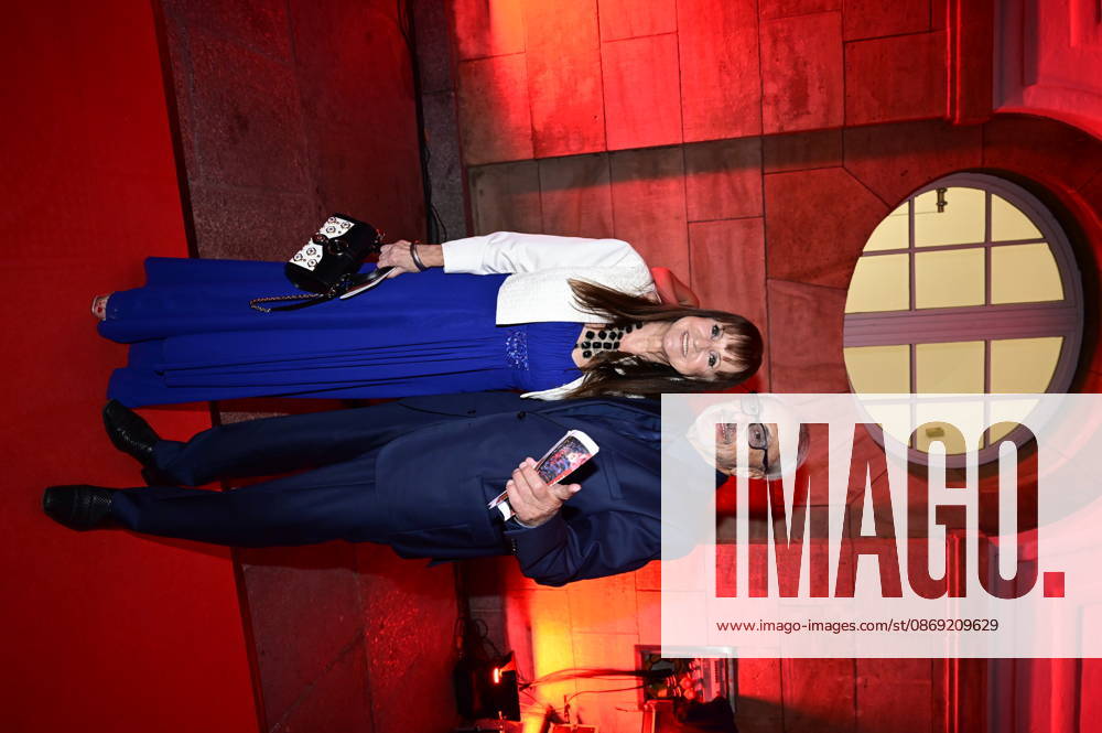 Wolfgang Stumph with his wife, Christine Stumph, at the 18 Hope Gala 2026 at the Schauspielhaus Dresden