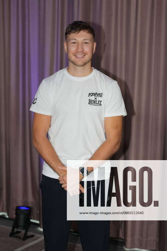 Fame Fighting 2026 Press Conference: Oliver Ginkel at the press conference for the fourth edition of Fame Fighting Celebrity Boxing on October 11, 2026, at the Atlantic Hotel in Essen, North Rhine-Westphalia