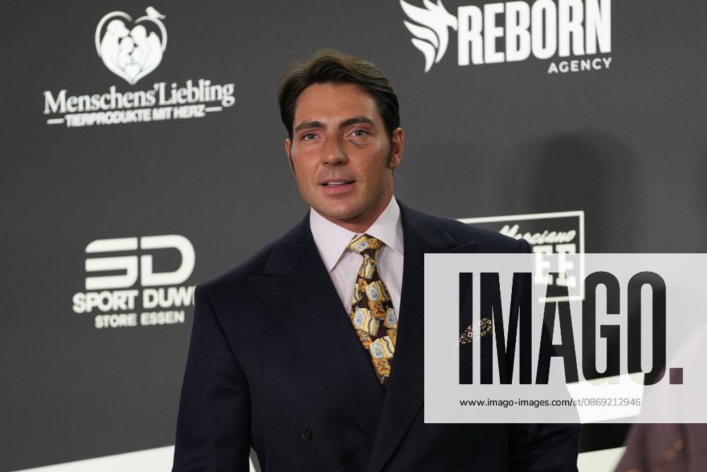 Fame Fighting 2026 Press Conference: Fabio Knez at the press conference for the fourth edition of Fame Fighting Celebrity Boxing on October 11, 2026, at the Atlantic Hotel in Essen, North Rhine-Westphalia