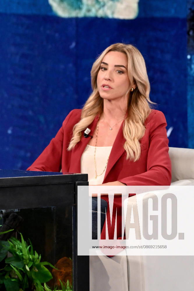 IPA89573890 - Milan, TV Show Che Tempo Che Fa - Nove. Pictured: Silvia Salis