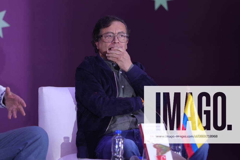 TO-45422 & x2013; Mexico City, September 29, 2026. Former Colombian President Gustavo Petro participates in the 26th Zocalo International Book Fair at the presentation of the book Nuestra Am& xe9;rica en vilo. Clasos.com.mx. - ZUMAcs4_ 20261011_faa_cs4_182