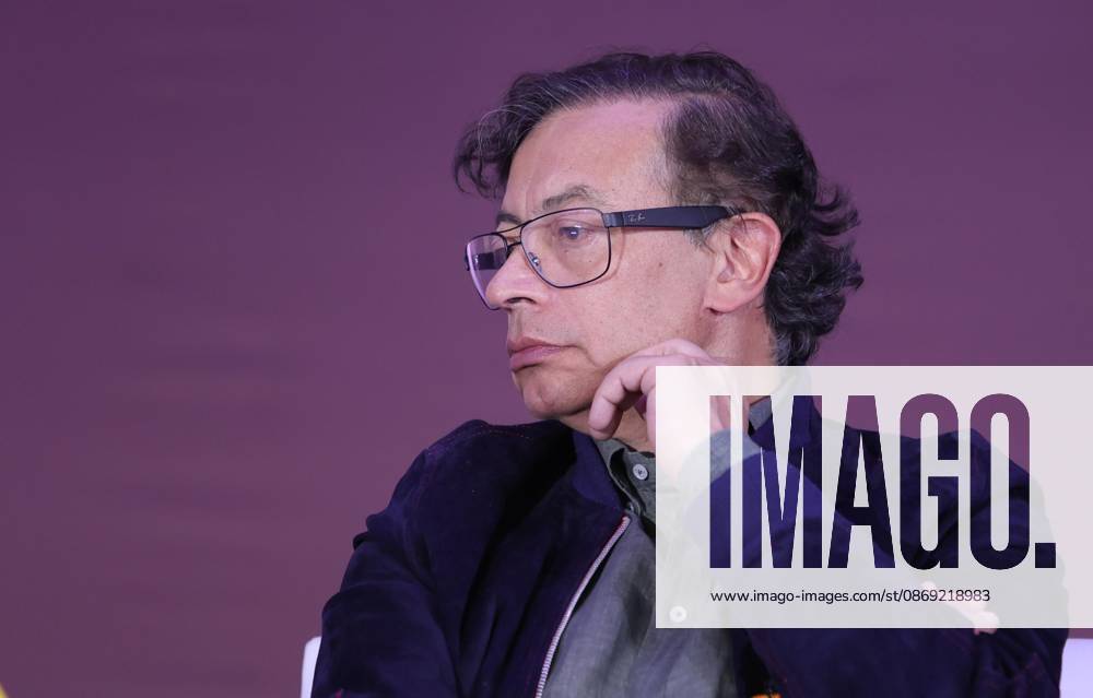 TO-45422 & x2013; Mexico City, September 29, 2026. Former Colombian President Gustavo Petro participates in the 26th Zocalo International Book Fair at the presentation of the book Nuestra Am& xe9;rica en vilo. Clasos.com.mx. - ZUMAcs4_ 20261011_faa_cs4_186