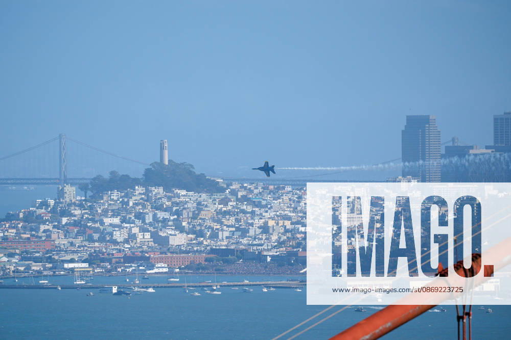Fleet Week Air Show in San Francisco SAN FRANCISCO, CALIFORNIA - OCTOBER 11: US Navy Blue Angels fly over San Francisco Bay during the Fleet Week Air Show in San Francisco, California, United States on October 11, 2026. Tayfun Coskun Anadolu California United States. Editorial use only. Please get in touch for any other usage.