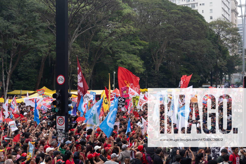 SoÂ£o Paulo, Brazil. 11 Oct 2026. The president of Brazil, Luiz InoÂ¡cio Lula da Silva (PT), takes part in a rally with supporters in SoÂ£o Paulo, Brazil, on October 11, 2026. Sao Paulo Brasil - ZUMAl146 20261011_aaf_l146_006