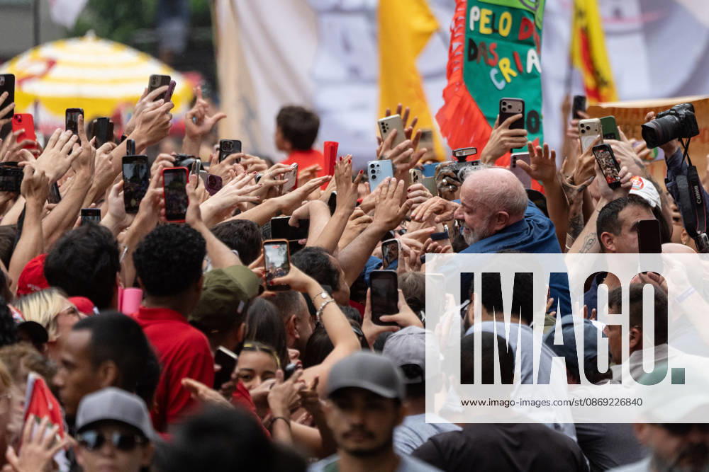 SoÂ£o Paulo, Brazil. 11 Oct 2026. The president of Brazil, Luiz InoÂ¡cio Lula da Silva (PT), takes part in a rally with supporters in SoÂ£o Paulo, Brazil, on October 11, 2026. Sao Paulo Brasil - ZUMAl146 20261011_aaf_l146_015