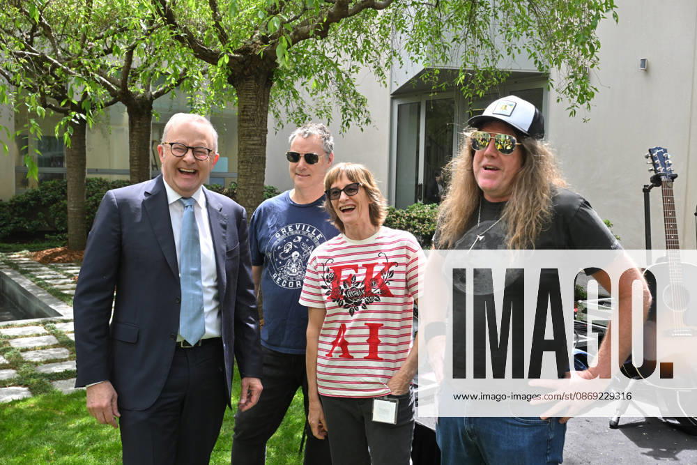 SPIDERBAIT PARLIAMENT HOUSE, Prime Minister Anthony Albanese with members of the rock band Spiderbait at Parliament House in Canberra, Monday, October 12, 2026. ( NO ARCHIVING CANBERRA AUSTRALIAN CAPITAL TERRITORY Australia