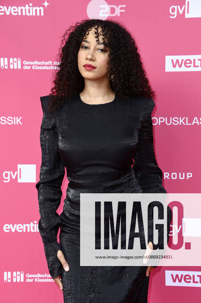 Suena at the 2026 Opus Klassik Awards ceremony at the Konzerthaus am Gendarmenmarkt in Berlin, October 11, 2026 Foto:xN.xKubelkax xFuturexImagex opus_6030
