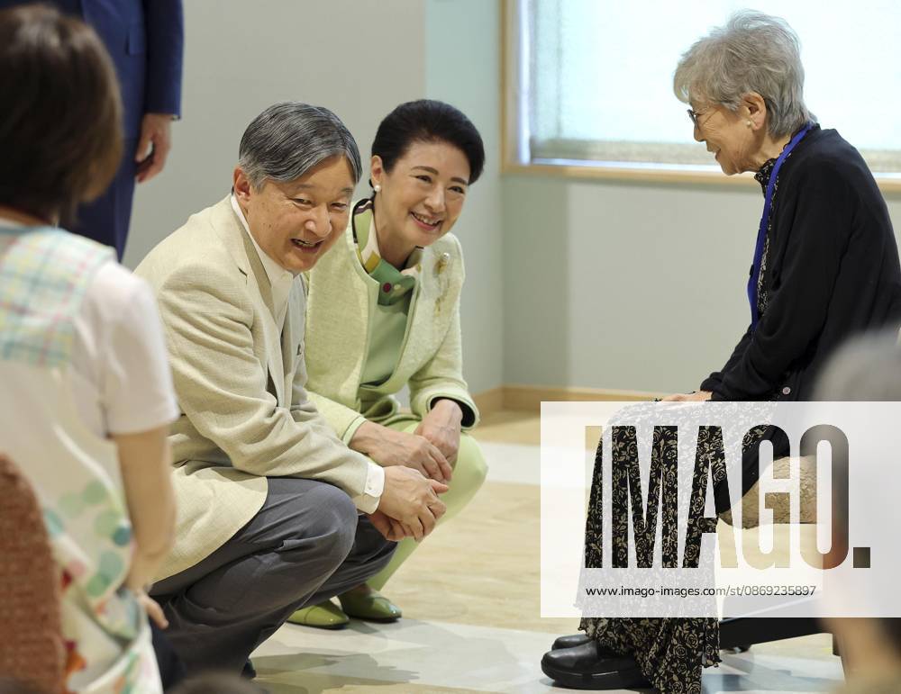 Japan emperor, empress in Aomori Japan s Emperor Naruhito and Empress Masako talk with an elderly woman at a welfare facility in Aomori, northeastern Japan, on Oct. 11, 2026. (Pool photo) A14AA0005630647P