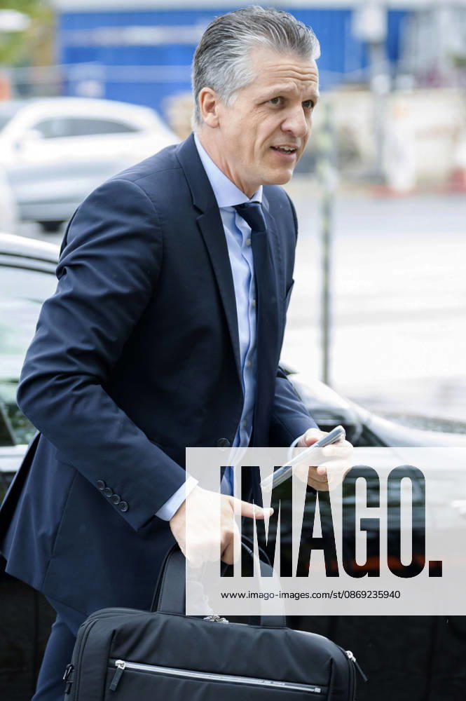 Thorsten Frei upon arrival at the Executive Committee retreat at the Konrad Adenauer House in Berlin, October 11, 2026 Foto:xB.xElmenthalerx xFuturexImagex praesidiumsklausur_6011