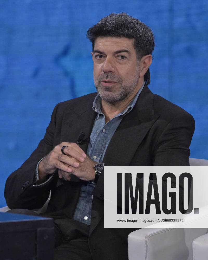 Photo by Mario Romano, IPP Milan, October 11, 2026. TV show *Che Tempo Che Fa*; pictured is actor Pierfrancesco Favino. Italy Photo Press World. Copyright *Che Tempo Che Fa*