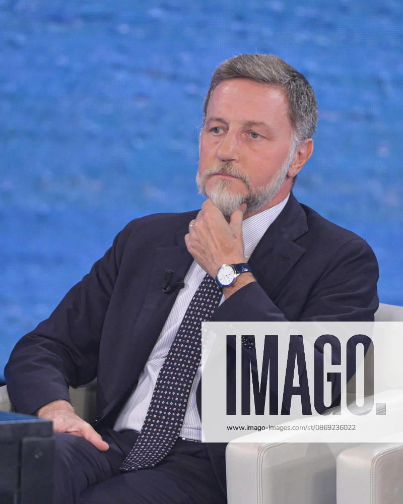 Photo by Mario Romano, IPP Milan, October 11, 2026. TV show *Che Tempo Che Fa*. Pictured: journalist Massimo Giannini. Italy Photo Press World. Copyright *Che Tempo Che Fa*