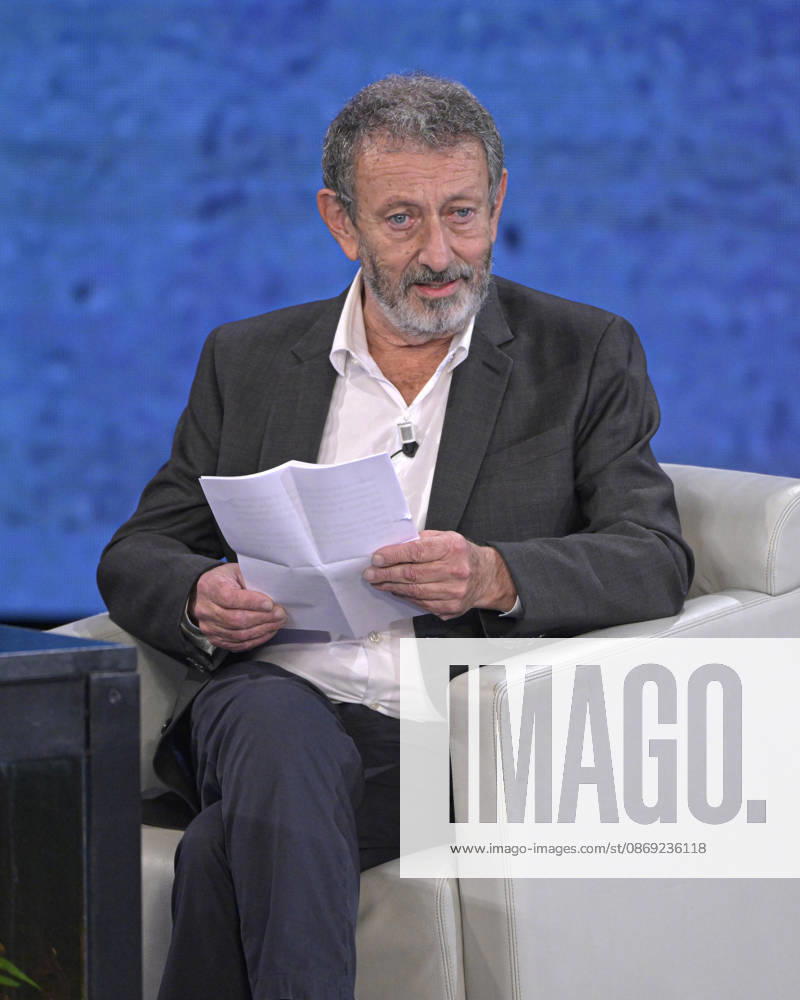 Photo by Mario Romano, IPP Milan, October 11, 2026. From the television show *Che Tempo Che Fa*. Pictured: Michele Serra. Italy Photo Press World. Copyright *Che Tempo Che Fa*