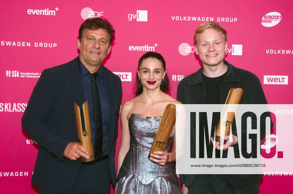 Jonas Kaufmann, Esther Abrami, and Alexander Malofeev at the 2026 Opus Klassik Awards ceremony at the Konzerthaus am Gendarmenmarkt in Berlin, October 11, 2026 Foto:xC.xBehringx xFuturexImagex opus_6143