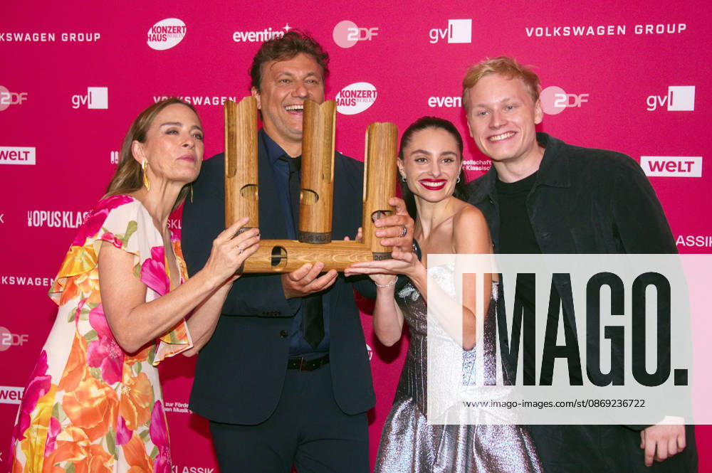 Sarah Willis, Jonas Kaufmann, Esther Abrami, and Alexander Malofeev at the 2026 Opus Klassik Awards ceremony at the Konzerthaus am Gendarmenmarkt in Berlin, October 11, 2026 Foto:xC.xBehringx xFuturexImagex opus_6148