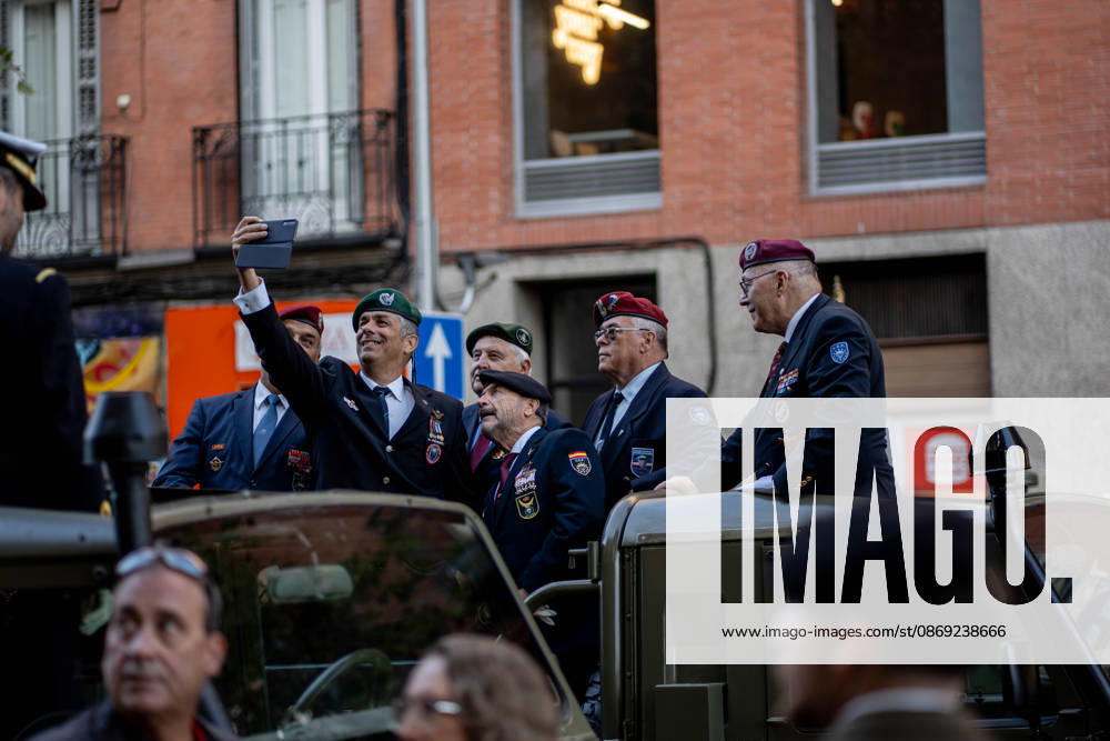 October 12 Parade for Hispanic Heritage Day Members of the UEP (European Union of Parachutists) pose for a photo during the solemn ceremony honoring the national flag and the military parade for October 12, Hispanic Heritage Day, in Plaza de Cánovas del Castillo, on October 12, 2026, in Madrid, Spain. The ceremonies begin with the raising of the flag and are followed by a tribute to those who gave their lives for the country. Subsequently, the military air and ground parades begin. Approximately 4,400 members of the Armed Forces, the security forces, and various civilian public institutions are participating this year in the parade presided over by the King and Queen. The aerial parade featured 50 fighter, training, and transport aircraft,