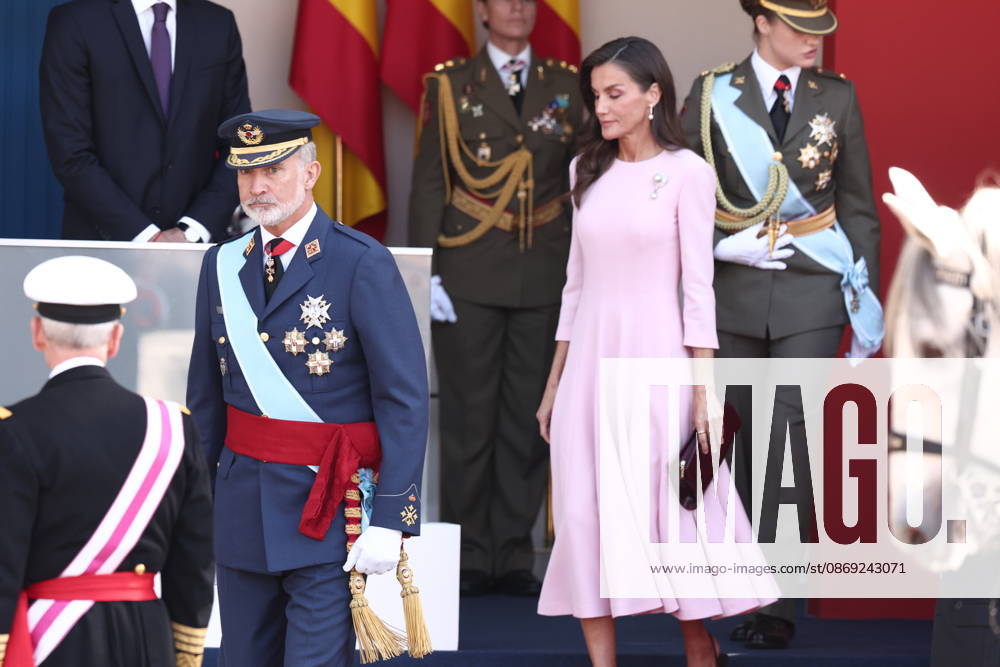 October 12 Parade for Hispanic Heritage Day King Felipe VI and Queen Letizia during the solemn ceremony honoring the national flag and the military parade on October 12, Hispanic Heritage Day, at Plaza de Cánovas del Castillo, on October 12, 2026, in Madrid, Spain. The events begin with the raising of the flag and are followed by a tribute to those who gave their lives for the country. Subsequently, the military air and ground parades begin. Approximately 4,400 members of the Armed Forces, the security forces, and various civilian public institutions are participating this year in the parade presided over by the King and Queen. The aerial parade featured 50 fighter, training, and transport aircraft, as well as around 30 helicopters. On the