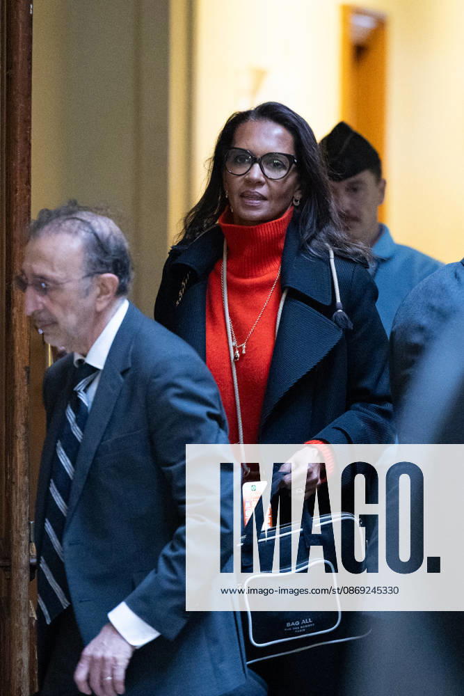 Trial of Mimi Marchand for alleged extortion of Karine Le Marchand - Paris French television presenter Karine Le Marchand arrives at the Paris courthouse to attend a hearing in the appeal trial of celebrity press agent Mimi Marchand, , who is appealing her conviction for extortion against Le Marchand, in Paris, on October 12, 2026. Photo by Raphael Lafargue ABACAPRESS.COM Paris France