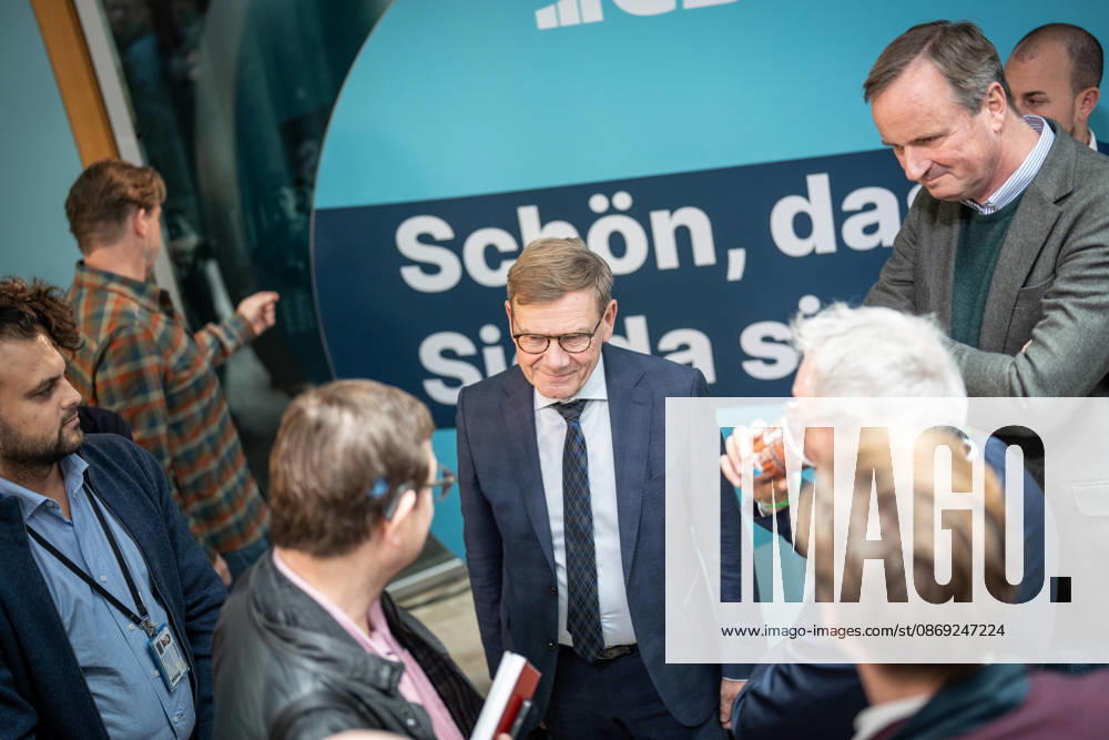 Foreign Minister Johann Wadephul at the Konrad Adenauer House, speaking with journalists at the CDU Germany Executive Committee Retreat in Berlin, October 2026, Berlin, Berlin, Germany, Konrad Adenauer House