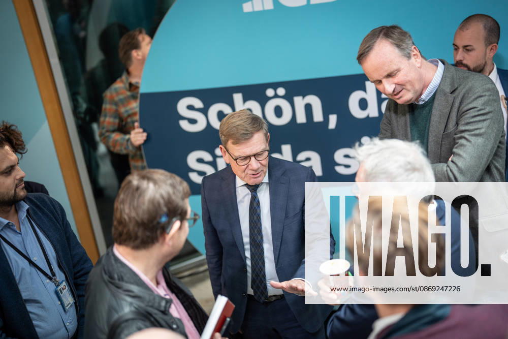 Foreign Minister Johann Wadephul at the Konrad Adenauer House, speaking with journalists at the CDU Germany Executive Committee Retreat in Berlin, October 2026, Berlin, Berlin, Germany, Konrad Adenauer House