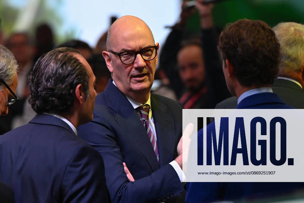 President Macron at Paris Motor Show - Paris French Minister for the Economy and Finance Roland Lescure attends the Paris Motor Show in Paris, France on October 15, 2026. Photo by Lionel Urman ABACAPRESS.COM Paris France