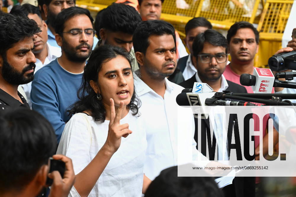 (CJP) policy division head Mehr Pasricha, with Sourav Das and Ashutosh Ranka reached Parliament Street Police Station to seek permission to hold a protest at Jantar Mantar on October 12, 2026 in New Delhi, India. (Photo by Vipin KUmar Hindustan Times) CJP Leaders Saurav Das, Ashutosh Ranka Reach Parliament Street Police Station To Seek Permission For Protest