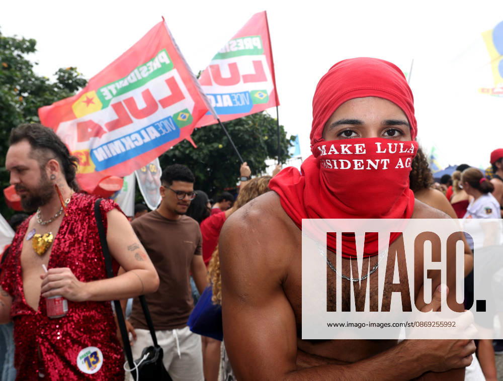 Thousands of supporters gather in Copacabana, Rio de Janeiro, Brazil, on October 12, 2026, for a pro-democracy demonstration organized by the CENA Nacional movement, the National Union of Students (UNE) and Universibloco. Held on BrazilÃ¢â‚¬â ¢s Our Lady of Aparecida national holiday, the rally calls for the defense of constitutional rights and public policies supporting healthcare, education and social assistance. Carnival street bands, known as blocos, and percussion groups brought music and a festive atmosphere to the waterfront mobilization, blending political activism with RioÃ¢â‚¬â ¢s popular street culture. The demonstration takes place ahead of BrazilÃ¢â‚¬â ¢s October 25 pres - ZUMAk251 20261012_znp_k251_016