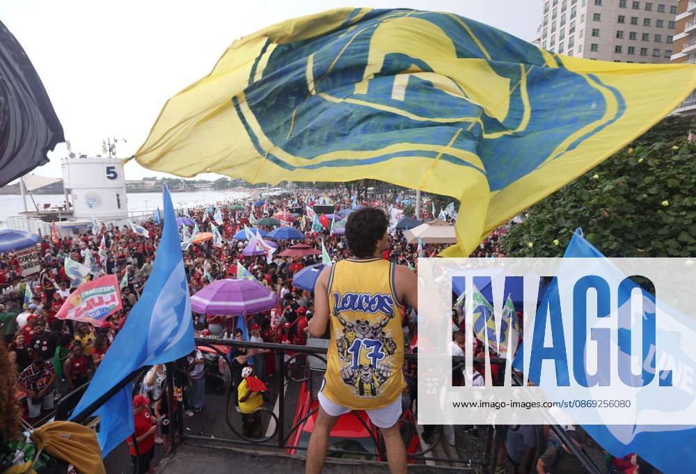 Thousands of supporters gather in Copacabana, Rio de Janeiro, Brazil, on October 12, 2026, for a pro-democracy demonstration organized by the CENA Nacional movement, the National Union of Students (UNE) and Universibloco. Held on BrazilÃ¢â‚¬â ¢s Our Lady of Aparecida national holiday, the rally calls for the defense of constitutional rights and public policies supporting healthcare, education and social assistance. Carnival street bands, known as blocos, and percussion groups brought music and a festive atmosphere to the waterfront mobilization, blending political activism with RioÃ¢â‚¬â ¢s popular street culture. The demonstration takes place ahead of BrazilÃ¢â‚¬â ¢s October 25 pres - ZUMAk251 20261012_znp_k251_024