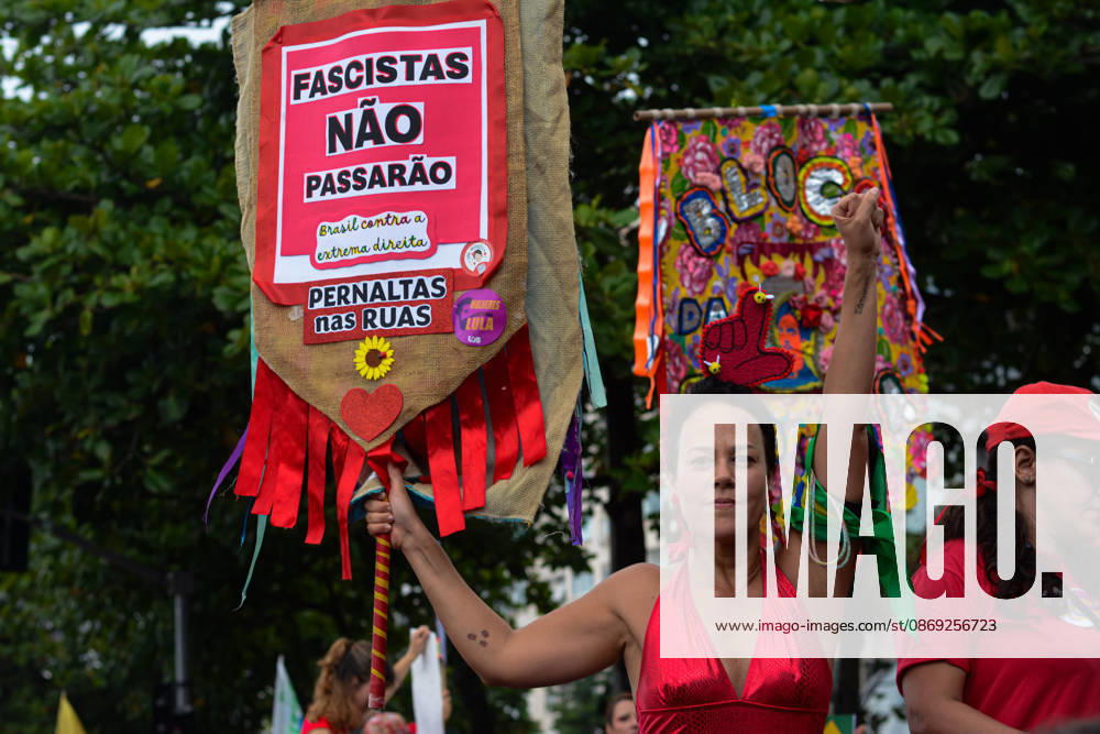 RIO DE JANEIRO, RJ - 12.10.2026: BRASIL PELA DEMOCRACIA RJ - Pro-Lula rally held this afternoon (12) during Brazil for democracy RJ held in Copacabana in Rio de Janeiro, RJ. x3030180x CarlosxSanttos