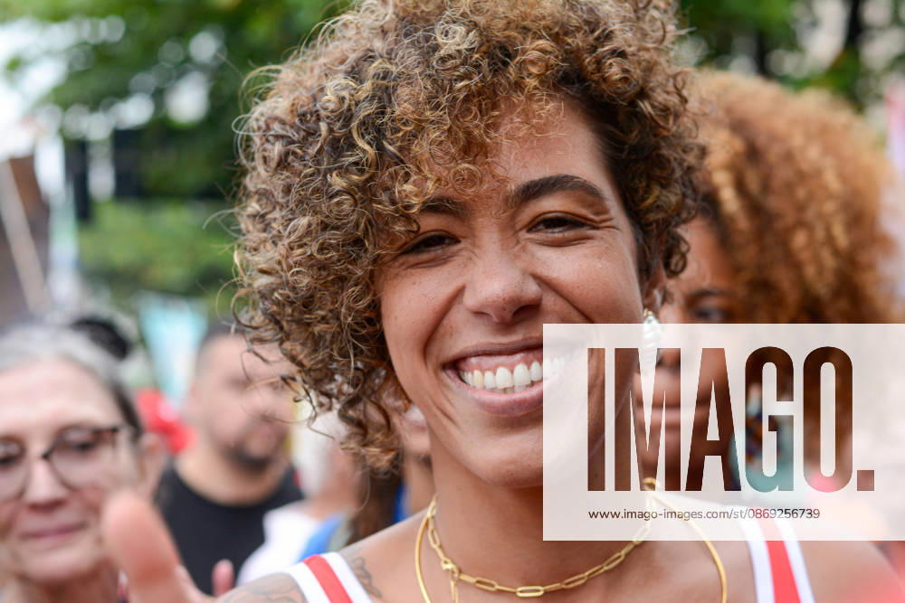 RIO DE JANEIRO, RJ - 12.10.2026: BRASIL PELA DEMOCRACIA RJ - Councilwoman Taliria at the pro-Lula event held this afternoon (12) during Brasil pela democracia Rj held in Copacabana in Rio de Janeiro, RJ. x3030193x CarlosxSanttos