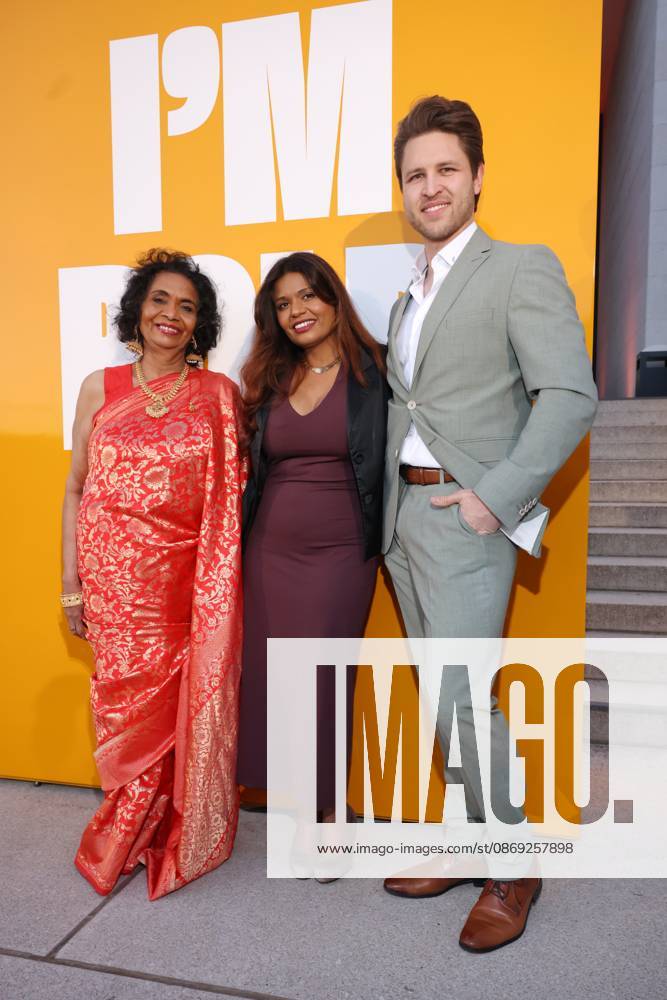 BOLD Women s Award 2026 Loreana Selvanata, Irene Selvanathan, Michael Tolstoi BOLD Women s Award 2026, James Simon Gallery, Berlin, Date: October 12, 2026