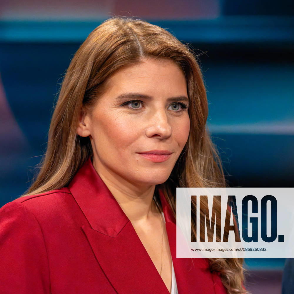 Hart aber Fair from Cologne on October 12, 2026. Pictured is businesswoman Sarna Röser, Karl Röser Sohn GmbH, a manufacturer of cement pipes and concrete products. Bärbel Bas has resigned as Minister of Labor and SPD chairwoman. Was
