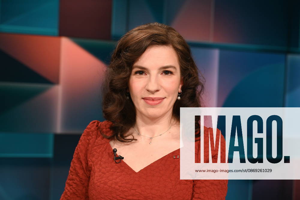 Journalist and author Marina Weisband appeared as a guest on the ARD talk show *Hart aber Fair* to discuss the topic Strong Extremes, Weak Center: Will It Stay This Way?