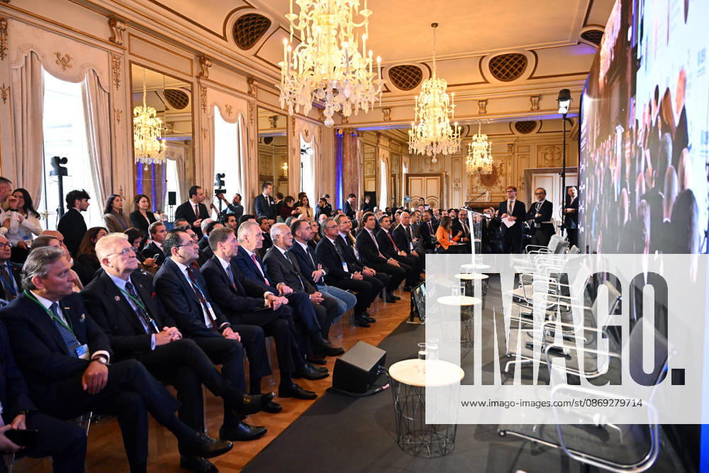 EU-Turkiye Business Summit kicks off in Brussels BRUSSELS, BELGIUM - OCTOBER 13: Participants attend the EU-Turkiye Business Summit, organized in cooperation with the Foreign Economic Relations Board of Turkiye (DEIK) and the European Business Summit (EBS), at Egmont Palace in Brussels, Belgium, on October 13, 2026. Dursun Aydemir Anadolu Brussels Belgium. Editorial use only. Please get in touch for any other usage.