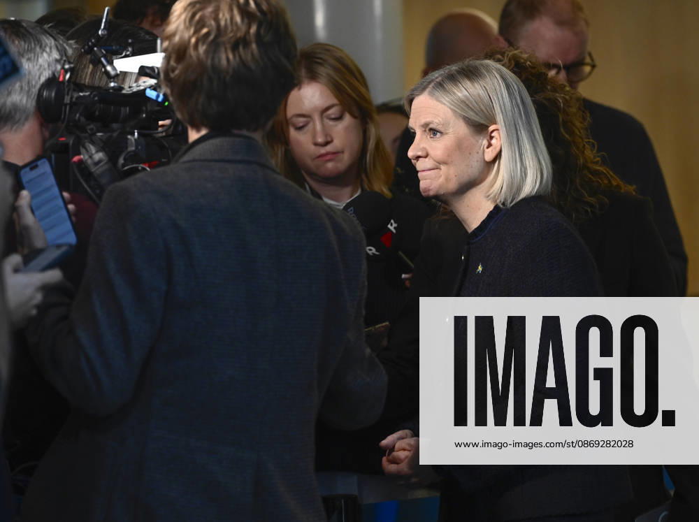 STOCKHOLM, SWEDEN 20261013 Social Democratic Party leader Magdalena Andersson holds a press conference after her meeting with the Speaker of the Riksdag regarding her exploratory mandate STOCKHOLM, SWEDEN
