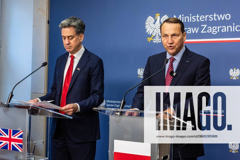 Poland s Minister of Foreign Affairs, Radoslaw Sikorski, speaks during the press conference..Foreign Secretary of the United Kingdom of Great Britain and Northern Ireland visits the Ministry of Foreign Affairs in Warsaw, Poland for a meeting with the Republic of Poland s Foreign Minister, Radoslaw Sikorski. During the subsequent press conference, the ministers discussed their countries ongoing cooperation in foreign policy issues, including supporting Ukraine in the war Russia is waging against it. Miliband also spoke of the ties his family has to Poland. Afterwards, the ministers travel to the second day of the Warsaw Security Forum. Warsaw Poland - ZUMAs197 20261013_aaa_s197_017