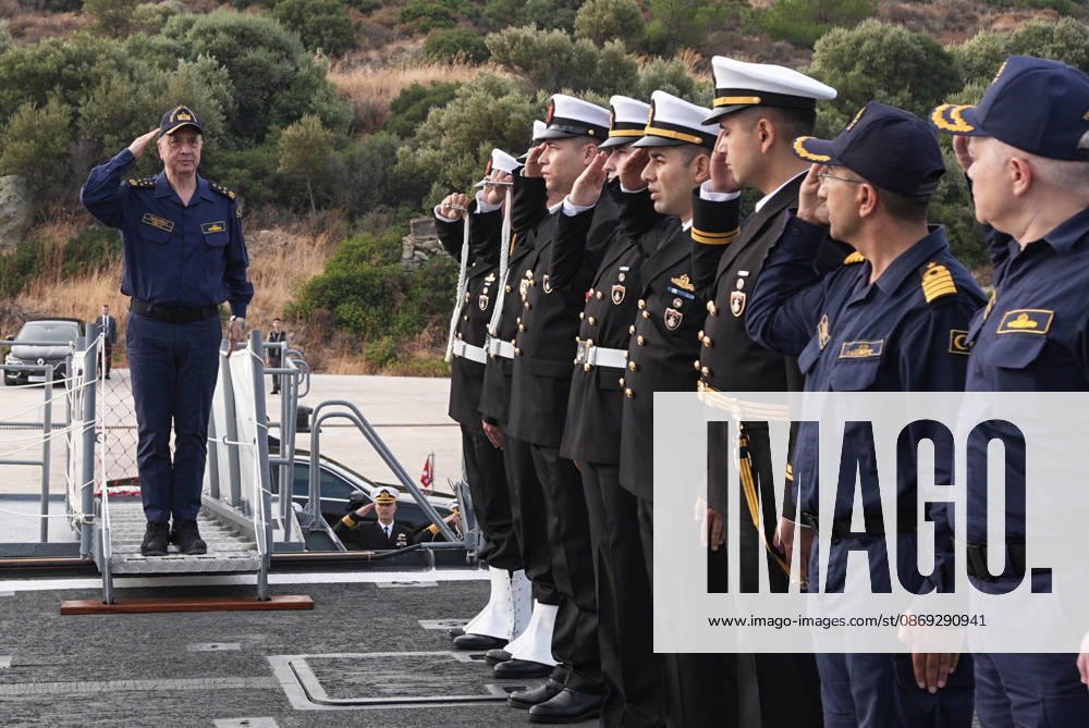 NUSRET-2026 Invitational Exercise continues in Turkiye s Izmir IZMIR, TURKIYE - OCTOBER 13: Turkish Naval Forces Commander Admiral Ercument Tatlioglu (L) is welcomed aboard TCG Salihreis, the flagship of the NUSRET-2026 Invitation Exercise, during Distinguished Visitors Day activities off the coast of Foca, Izmir, Turkiye, on October 13, 2026. The exercise, hosted by Turkiye, involves naval and air assets from NATO and Turkish Naval Forces, Air Force and Coast Guard Command, with observers from various countries, and is being held in the Gulf of Izmir and off the coast of Karadeniz Eregli. Mahmut Serdar Alakus Anadolu Izmir Turkey. Editorial use only. Please get in touch for any other usage.