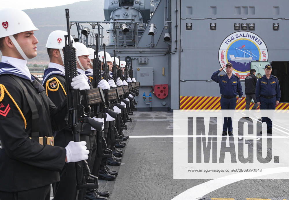 NUSRET-2026 Invitational Exercise continues in Turkiye s Izmir IZMIR, TURKIYE - OCTOBER 13: Turkish Naval Forces Commander Admiral Ercument Tatlioglu (2nd R) is welcomed aboard TCG Salihreis, the flagship of the NUSRET-2026 Invitation Exercise, during Distinguished Visitors Day activities off the coast of Foca, Izmir, Turkiye, on October 13, 2026. The exercise, hosted by Turkiye, involves naval and air assets from NATO and Turkish Naval Forces, Air Force and Coast Guard Command, with observers from various countries, and is being held in the Gulf of Izmir and off the coast of Karadeniz Eregli. Mahmut Serdar Alakus Anadolu Izmir Turkey. Editorial use only. Please get in touch for any other usage.