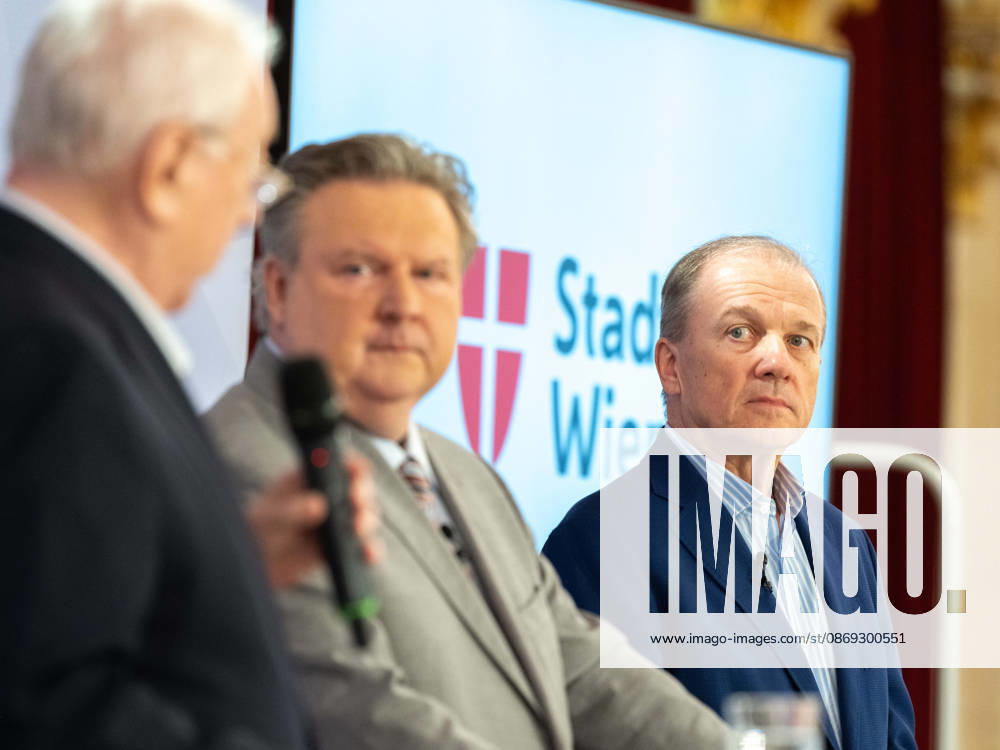 Press conference with Mayor and President Michael Häupl of the Vienna Science, Research, and Technology Fund, Vienna Mayor and Provincial Governor Michael Ludwig (SPÖ) and Board Member Gerhard Ströck of the WE ME Foundation at the October 13, 2026, press conference on ME CFS and post-acute infection syndromes—research and care—