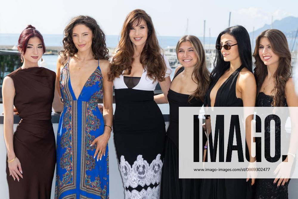 Charlotte Coles, Carol Alt At Cannes Mipcom 2026 Photocall - Cannes Charlotte Coles and Carol Alt attend the photocall of PAPER EMPIRE at Cannes Mipcom 2026 in Cannes, France on October 13, 2026. Photo by Shootpix ABACAPRESS.COM Cannes France
