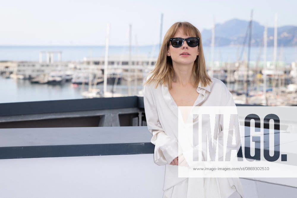 Alicia von Rittberg At Cannes Mipcom 2026 Photocall - Cannes Alicia von Rittberg attends the photocall of QUEEN SILVIA at Cannes Mipcom 2026 in Cannes, France on October 13, 2026. Photo by Shootpix ABACAPRESS.COM Cannes France