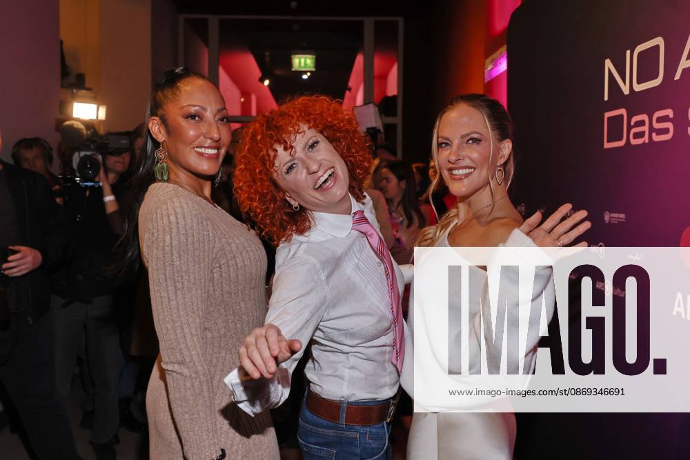 No Angels: That s Us—Jessica Wahls, Lucy Diakovska, Sandy Mölling—Preview of No Angels: That s Us, Colosseum Berlin, Berlin
