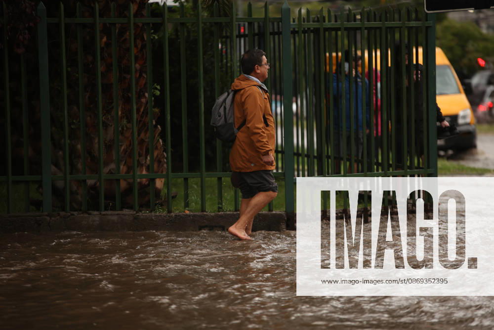 Flooding in the Nuble subway underpass following this afternoon s thunderstorm in the Metropolitan Region Claudio Caceres Aton Chile, Santiago, Chile Aton 1199612