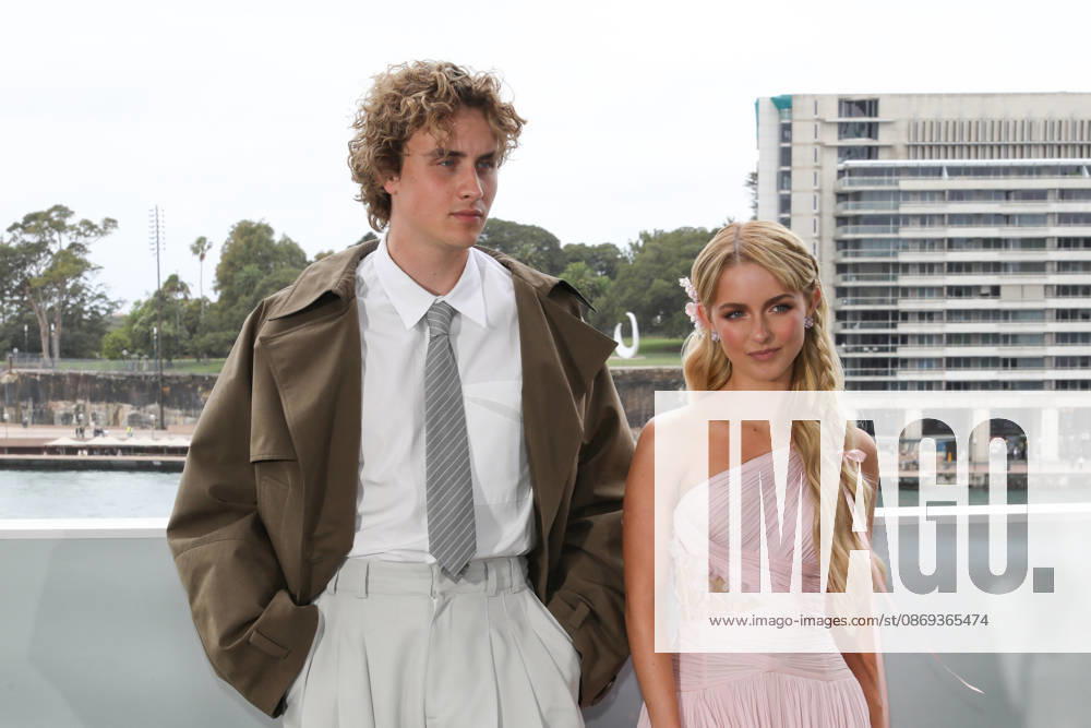 JOSEPH ZADA and MCKENNA GRACE poses during the The Hunger Games: Sunrise On The Reaping Sydney Photo Call on October 14, 2026 in Sydney, NSW Australia - ZUMAa155 20261014_aaa_a155_011