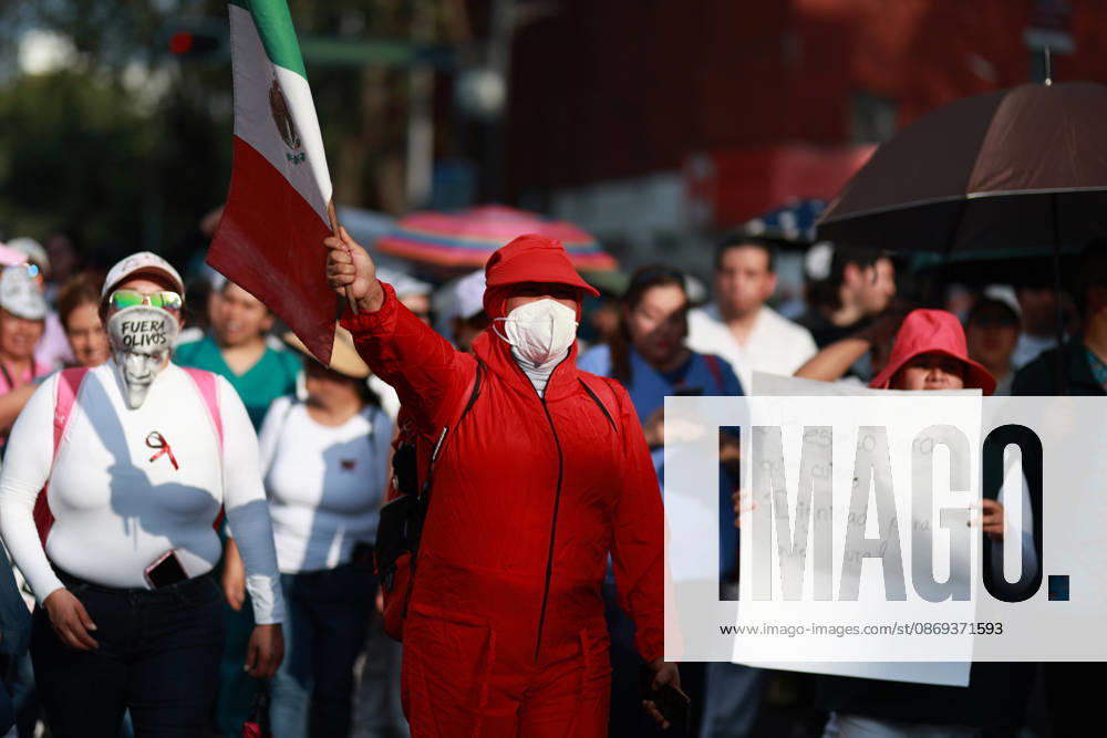 Thousands of healthcare workers hold national protest in Mexico City MEXICO CITY, MEXICO - OCTOBER 13: People take part in a national protest march demanding wage increases for healthcare workers and more medical supplies for Mexico s public health system, in Mexico City, Mexico on October 13, 2026. Thousands of members of the Mexican Social Security Institute (IMSS) marched to demand higher wages, improved working conditions, and action to address nationwide shortages of basic medicines and supplies across public hospitals. Daniel Cardenas Anadolu Mexico City Mexico. Editorial use only. Please get in touch for any other usage.