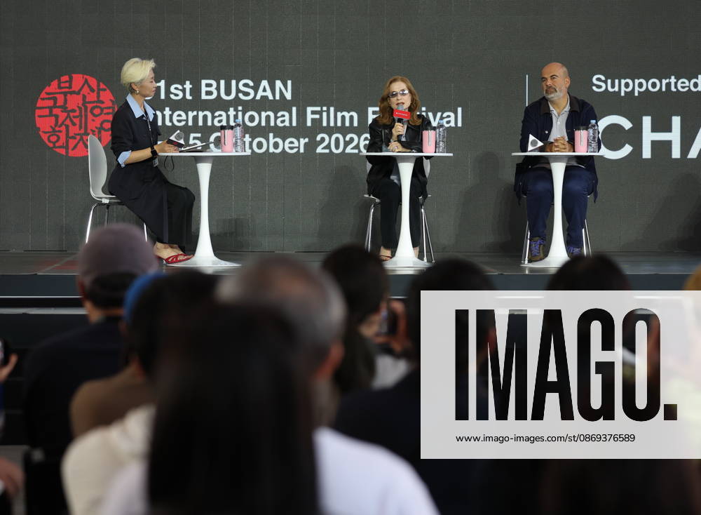 French director Marc Fitoussi and actress Isabelle Huppert at BIFF French director Marc Fitoussi and actress Isabelle Huppert at BIFF French director Marc Fitoussi (R) and actress Isabelle Huppert (C) attend an open talk event at the 31st Busan International Film Festival (BIFF) at the Busan Cinema Center in the southeastern port city on Oct. 13, 2026. (Yonhap) 2026-10-14 12:25:09 <Copyright ¨Ï 1980-2026 YONHAPNEWS AGENCY. .> ºÎ»ê±¤¿ª½Ã
