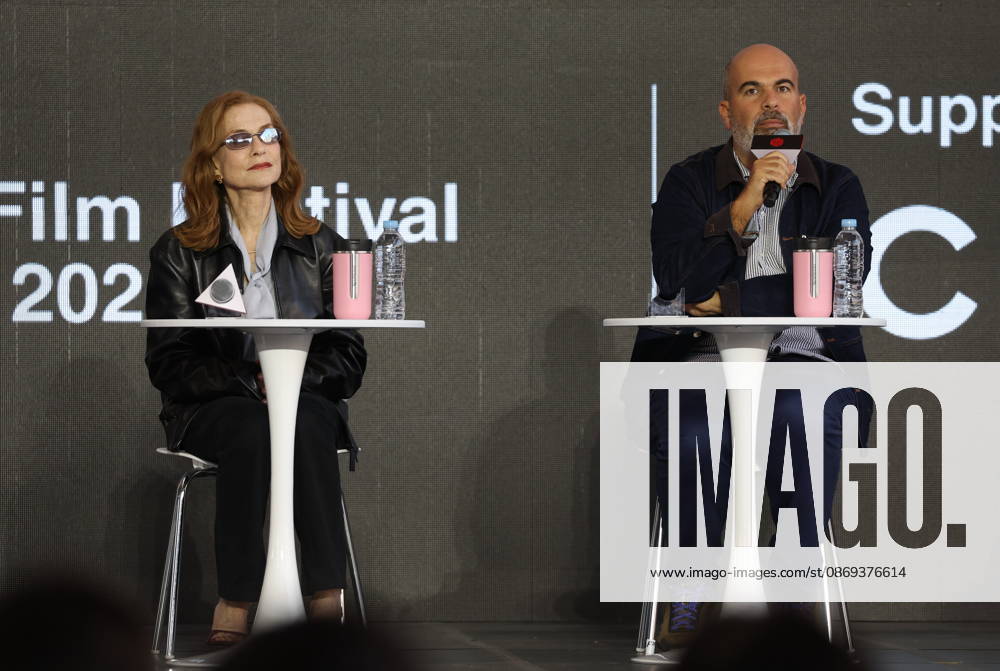 French director Marc Fitoussi and actress Isabelle Huppert at BIFF French director Marc Fitoussi and actress Isabelle Huppert at BIFF French director Marc Fitoussi (R) and actress Isabelle Huppert attend an open talk event at the 31st Busan International Film Festival (BIFF) at the Busan Cinema Center in the southeastern port city on Oct. 13, 2026. (Yonhap) 2026-10-14 12:24:44 <Copyright ¨Ï 1980-2026 YONHAPNEWS AGENCY. .> ºÎ»ê±¤¿ª½Ã
