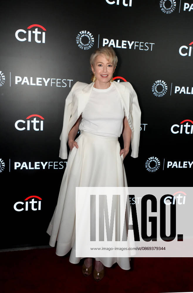 CARRIE COON attends the The Gilded Age Red Carpet at Paleyfest NY.The Paley Museum, NYC.October13, 2026 . Paleyfest NY: The Gilded Age Red Carpet.The Paley Museum, NYC.October13, 2026 . New York USA - ZUMAms4_ 20261013_faf_ms4_010