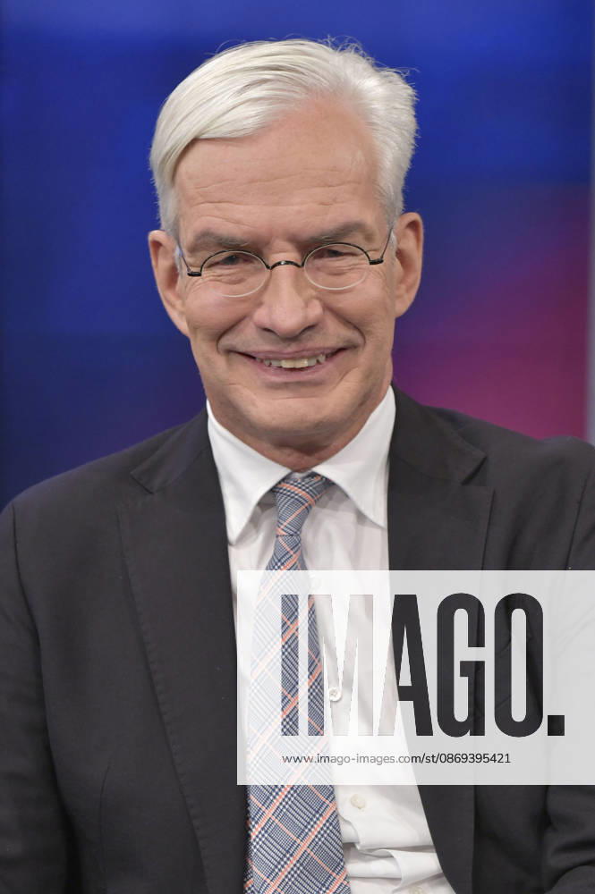 Mathias Middelberg on the ARD talk show *maischberger* at the studio in Berlin-Adlershof, Berlin, October 13, 2026 Foto:xM.xBehrensx xFuturexImagex maischberger1310_6024