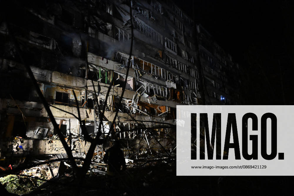 3 Dead and 19 Injured as Russian Missile Hits Residential Building - Kyiv A nine-story residential building damaged in a Russian missile strike is seen in Kyiv? Desnianskyi district, Ukraine, on October 14, 2026. Russia launched a massive ballistic missile attack on the capital. Three women were killed and 19 people were injured in the Desnianskyi district, including a seven-year-old girl. Apartments on the first through eighth floors of the building were also damaged Photo by Oleksandr Klymenko Ukrinform ABACAPRESS.COM Kyiv Ukraine